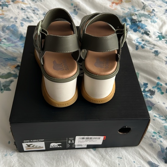 Sorel Joanie III Ankle Strap - Picture 3 of 5